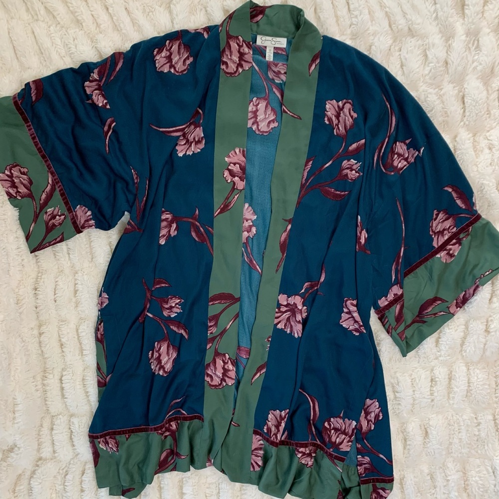Jessica Simpson Maternity Floral Kimono